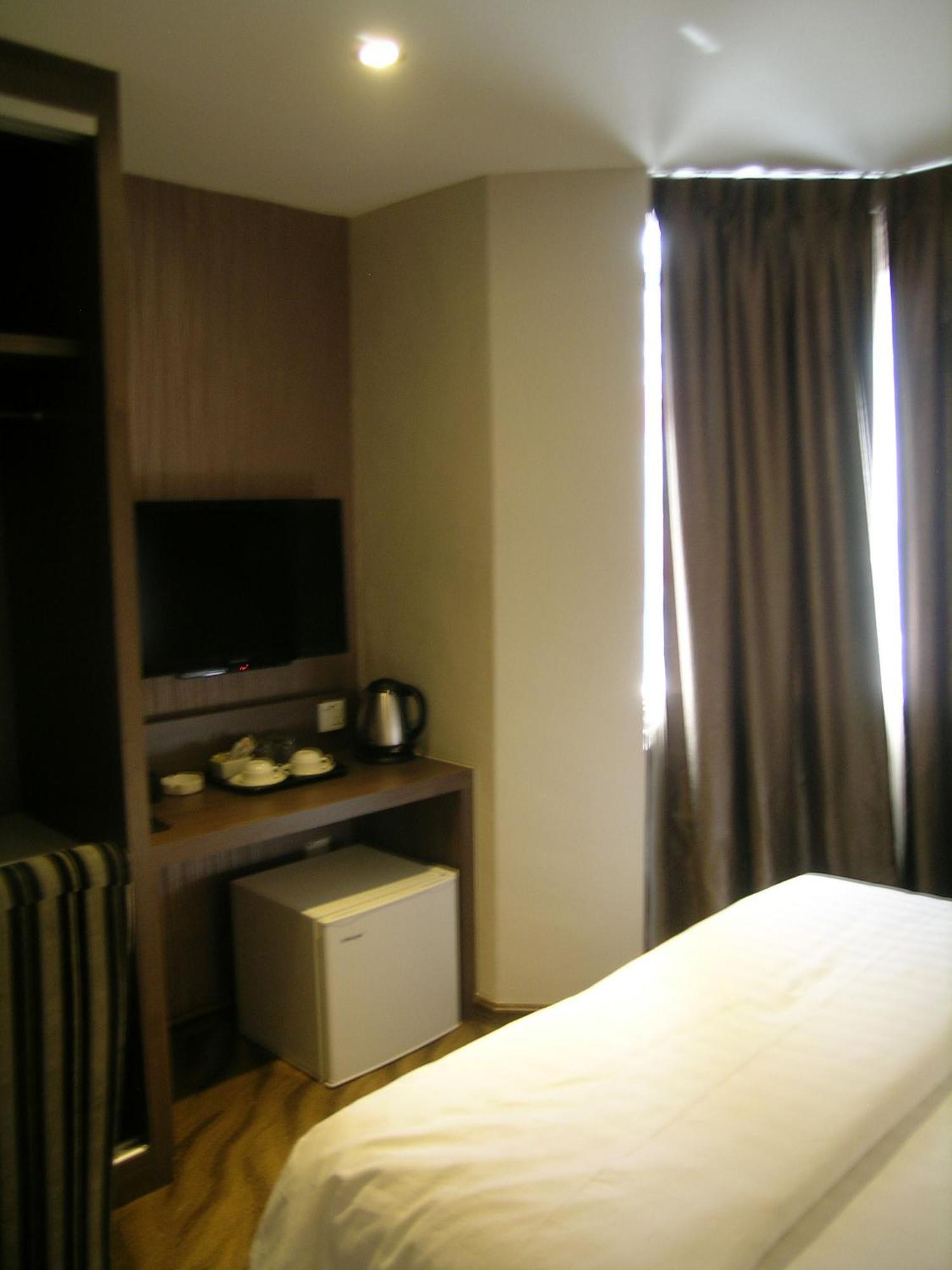 The Imperial Hotel Клуанг Экстерьер фото